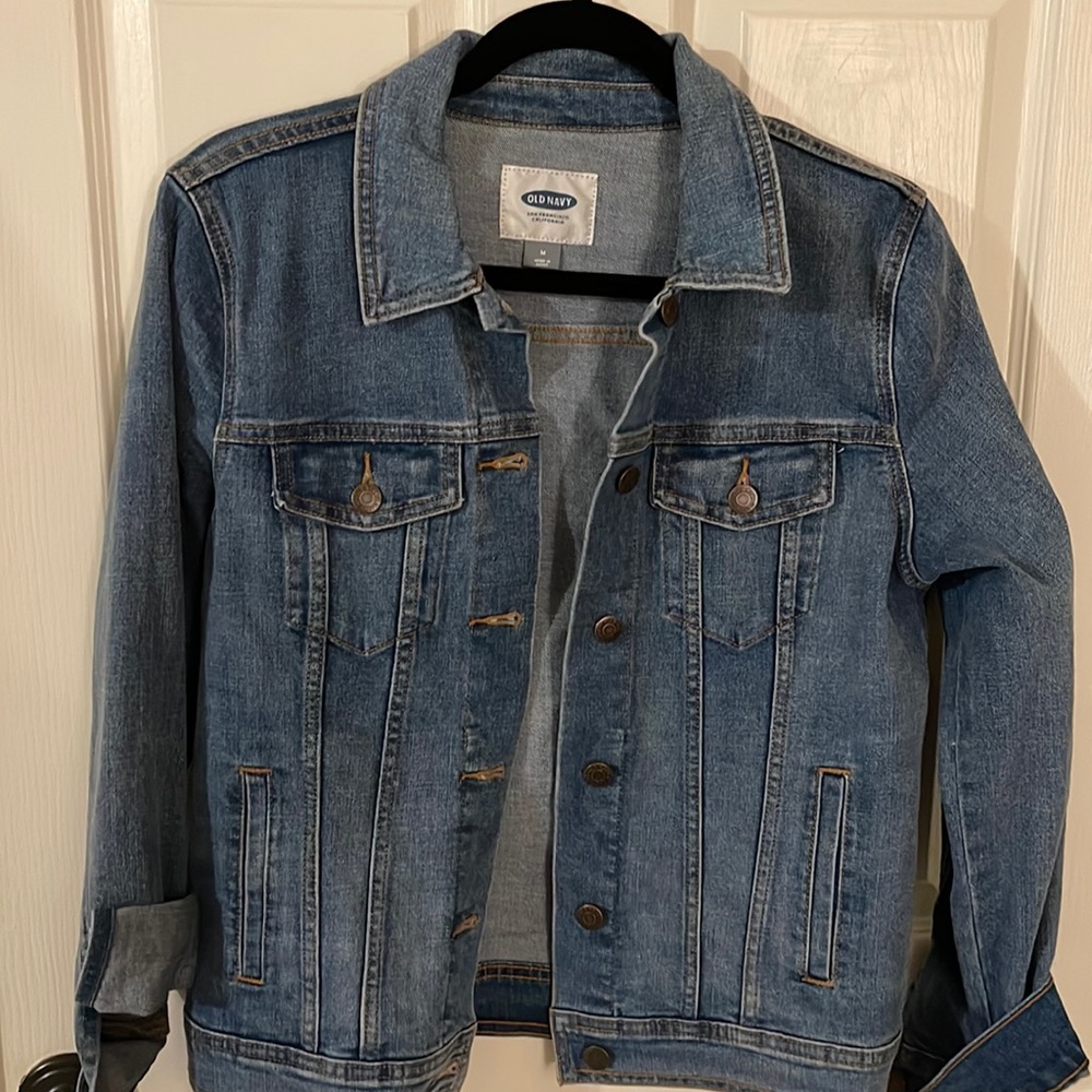 Medium wash denim jacket from Old Navy size M.